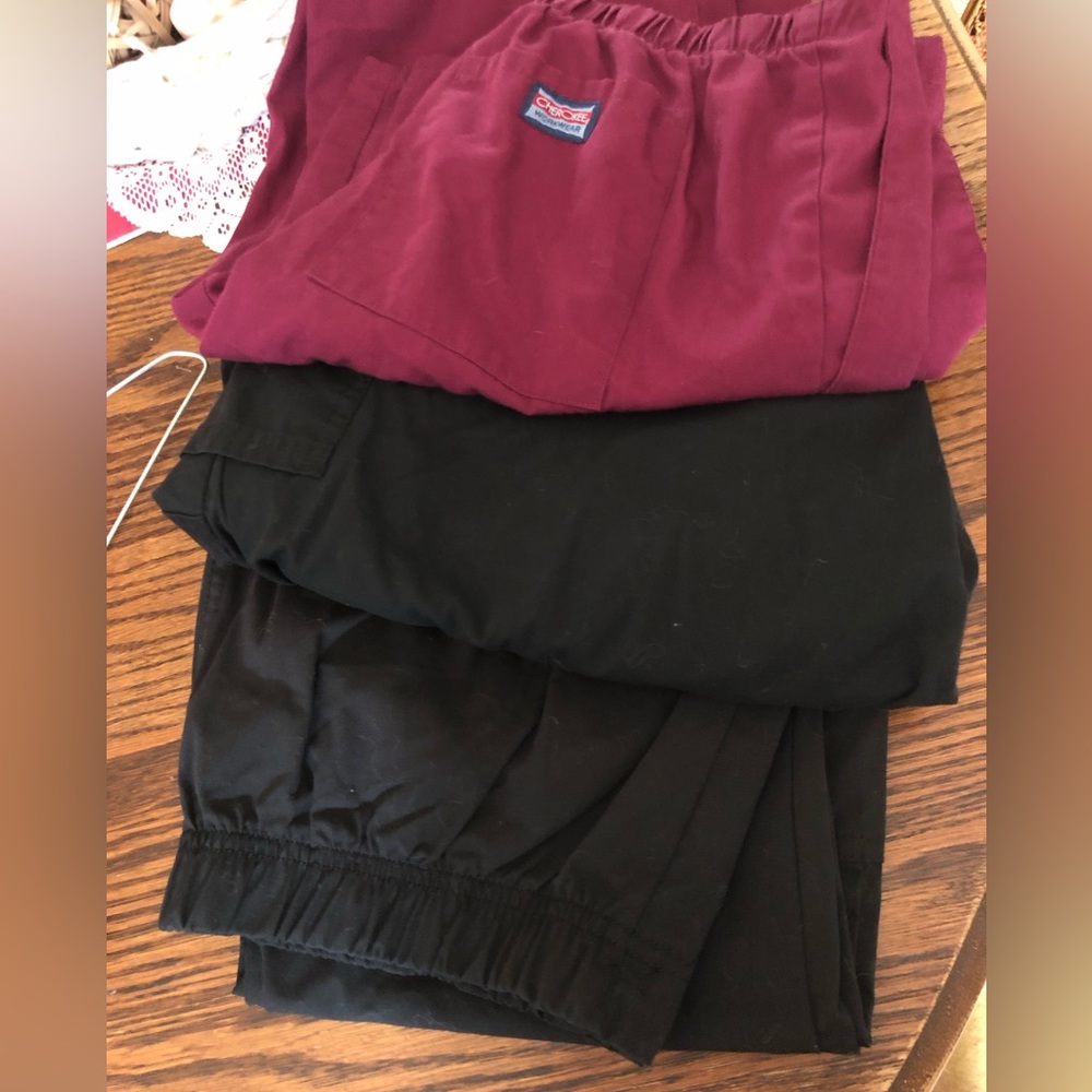 Woman’s scrubs